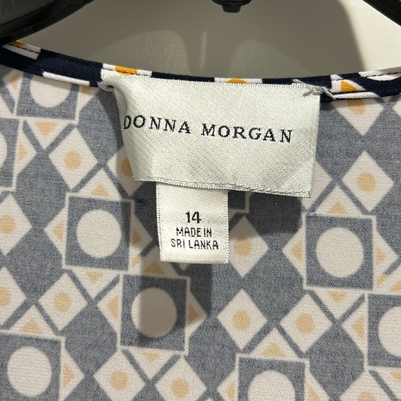 Donna Morgan liquid Knit Wrap front tie dress - Picture 5 of 11